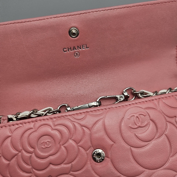 🌸CHANEL Authentic Camilla Wallet/Clutch🌸 - Picture 15 of 17